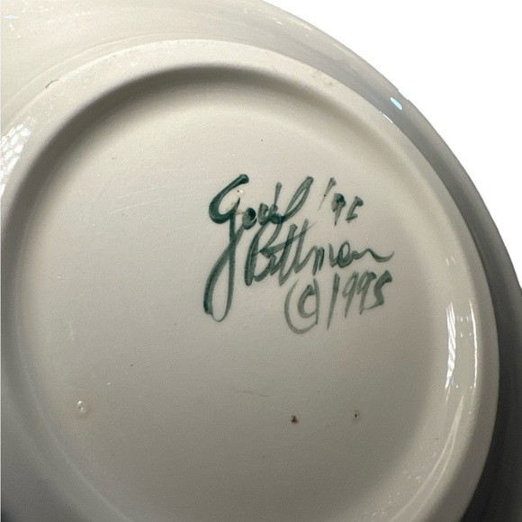 Gail Pittman 7 1/2" Salad Dessert Plate Annabella Signed Blue White Green Flower - Picture 4 of 4